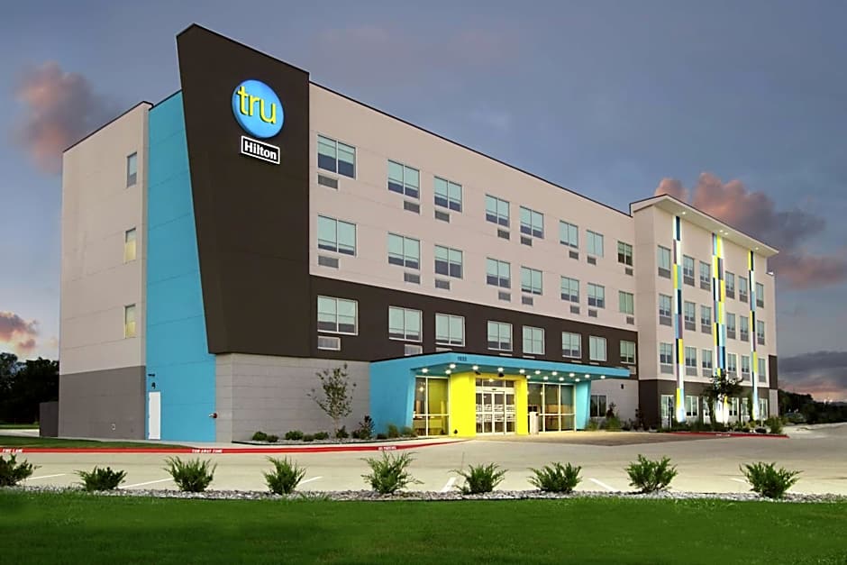 Tru by Hilton Bryan College Station, TX