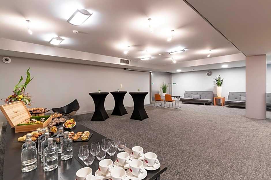 Holiday Inn Prague Congress Centre By IHG