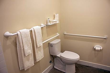 Queen Room - Disability Access