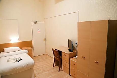 Single Room En Suite