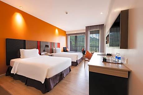 Deluxe Double or Twin Room with Valley View