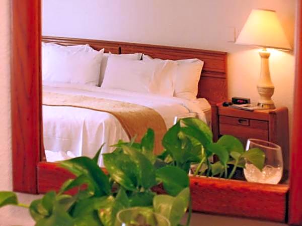 Rosemont Suites