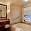 Hilton Niagara Falls-Fallsview Hotel - Suites