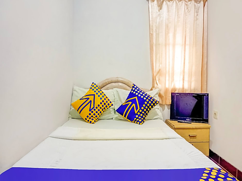 Hotel O Villa Anyelir Yustik Selabintana