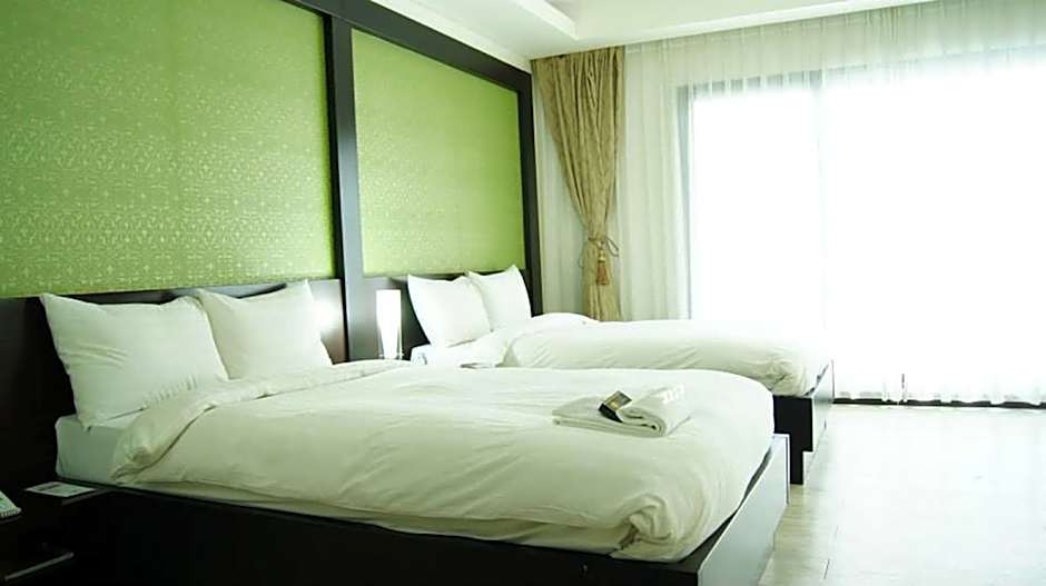 Terrace Hotel