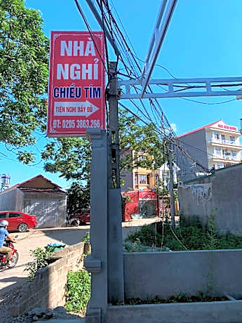 Nhà nghỉ Chiều Tím