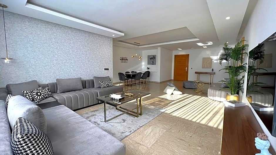 Marvelous Center Spot - 3 Bedrooms