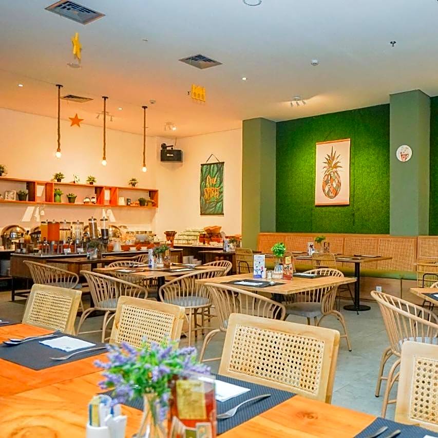 Radja Art and Boutique Hotel Simpang Lima