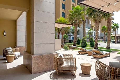 Two-Bedroom Townhouse Suite with Patio - Poolside