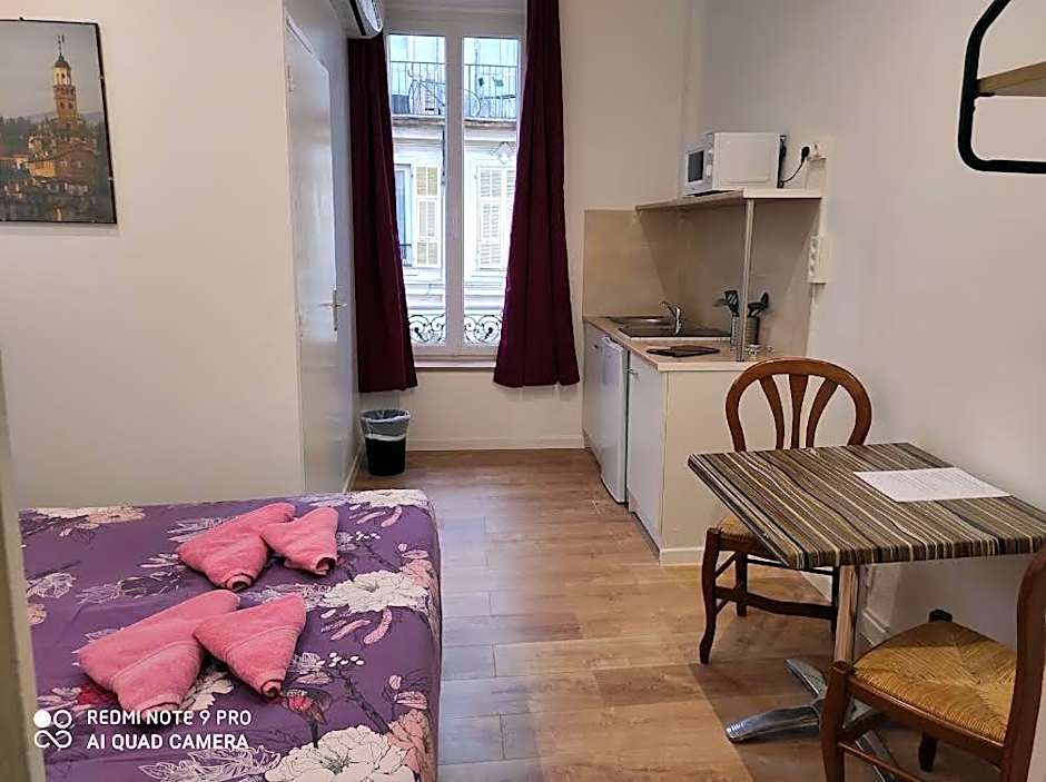 Hotel Lyonnais
