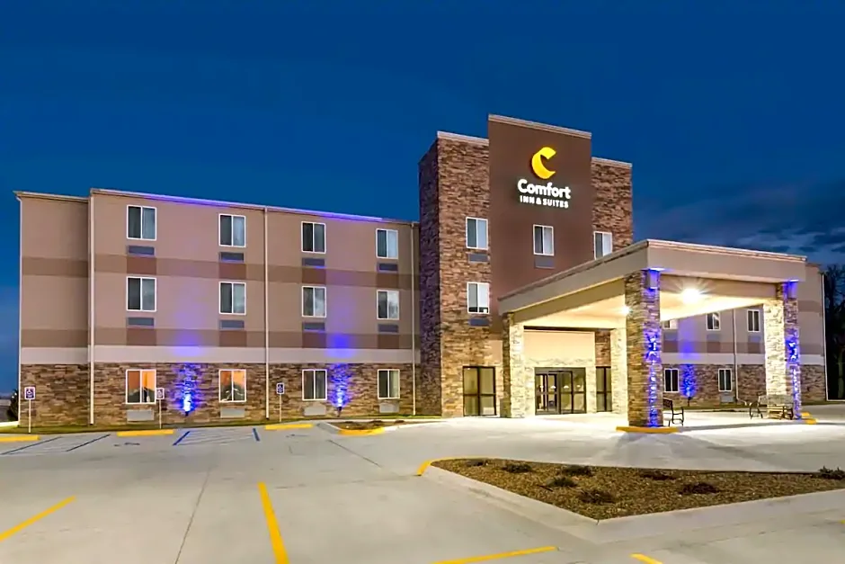 Comfort Inn & Suites Salina North