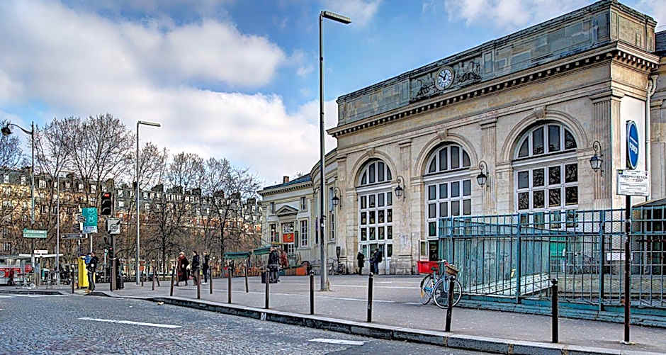 Hotel Du Midi Paris Montparnasse