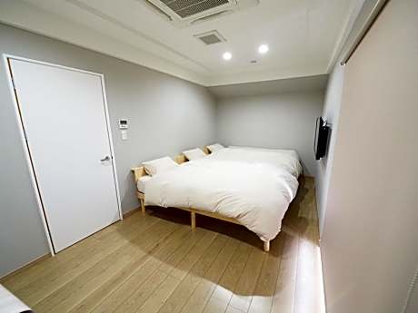 Triple Room with Private Bathroom