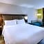 Holiday Inn Express Hotel & Suites Dayton-Centerville