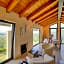Villa Casa Lucia by PosarelliVillas