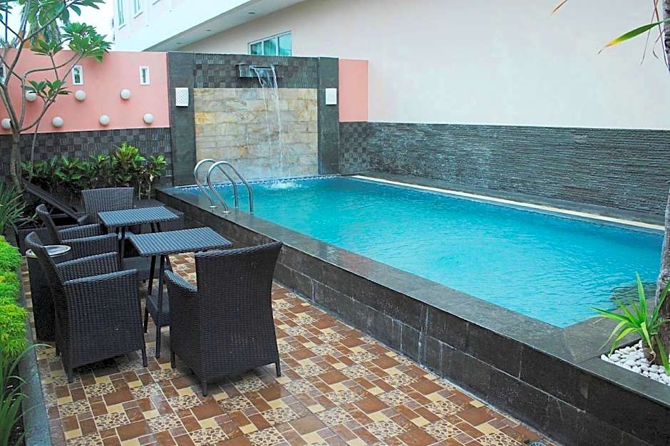 Daima Hotel Padang