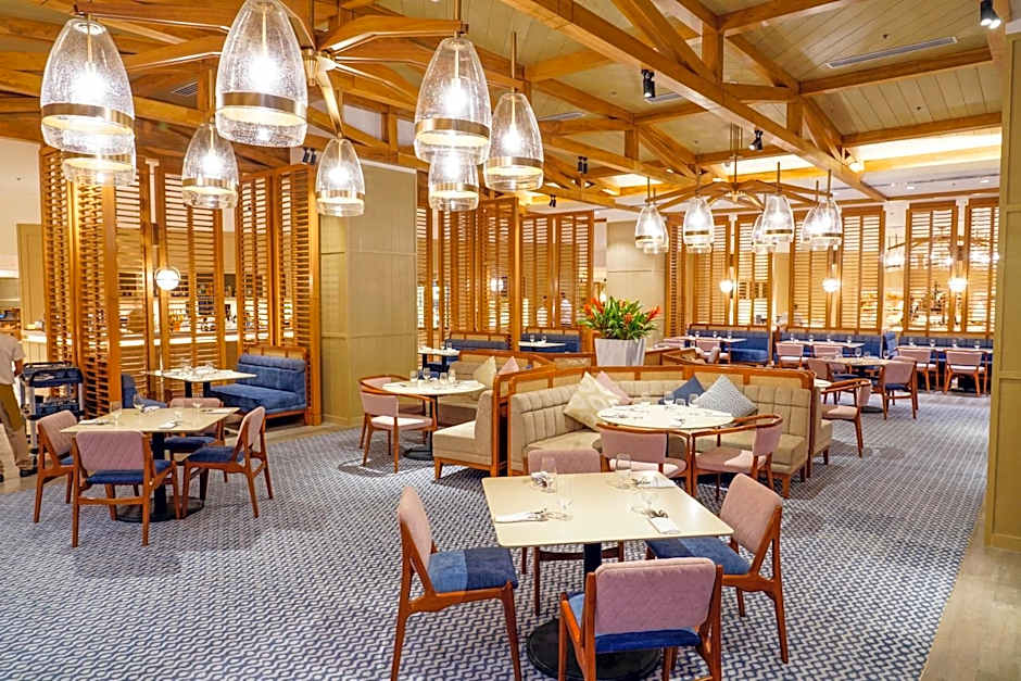 Fili Hotel at Nustar Cebu