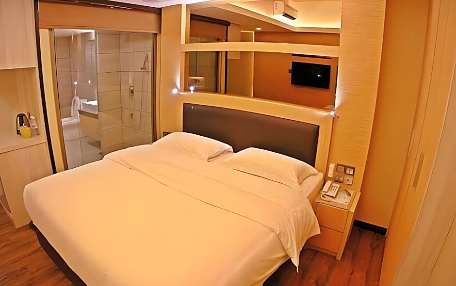 JC Mark Hotel
