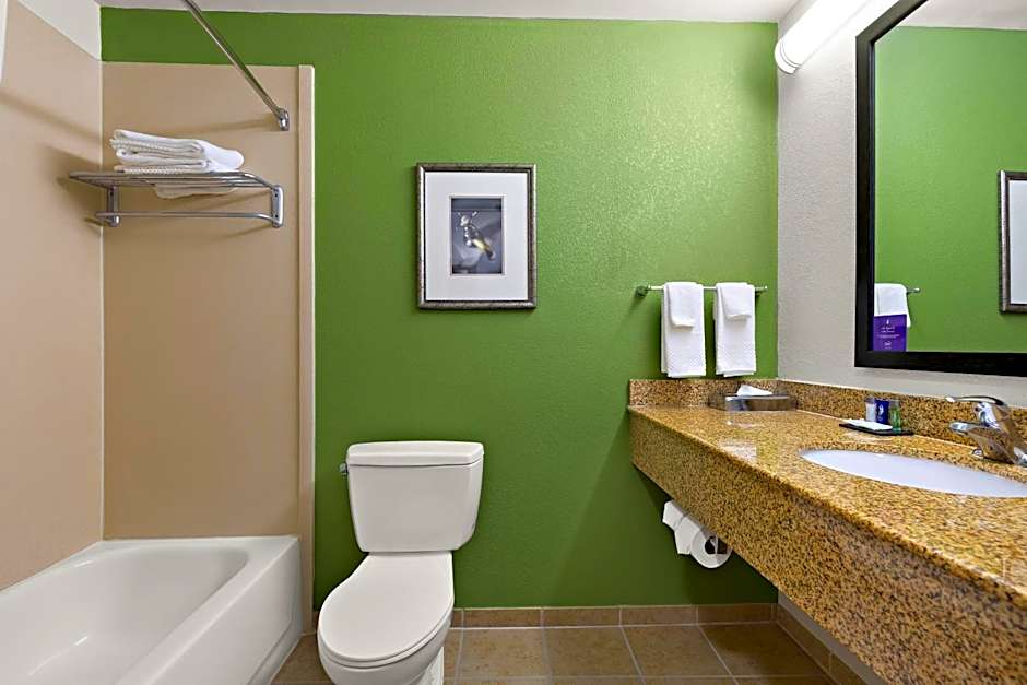 Sleep Inn & Suites near Joint Base Andrews-Washington Area