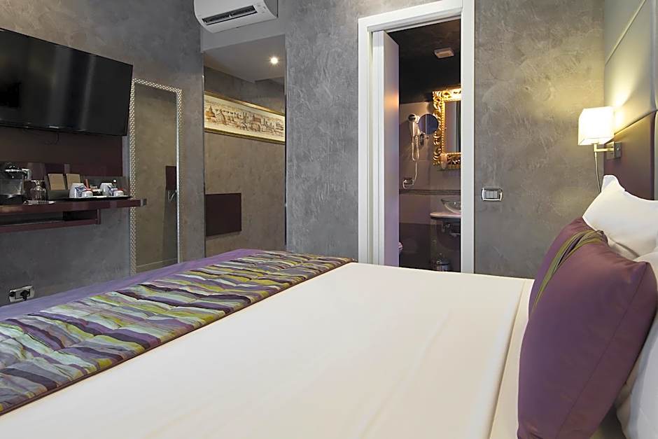 Vaticano Julia Guest House