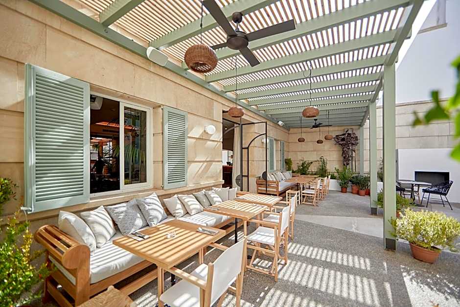 Photo 1 of 41 of MHOUSE Boutique Hotel Palma