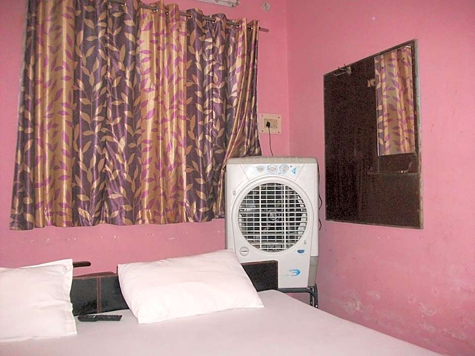 Shree Hare Rama Hare Krishna Hotel