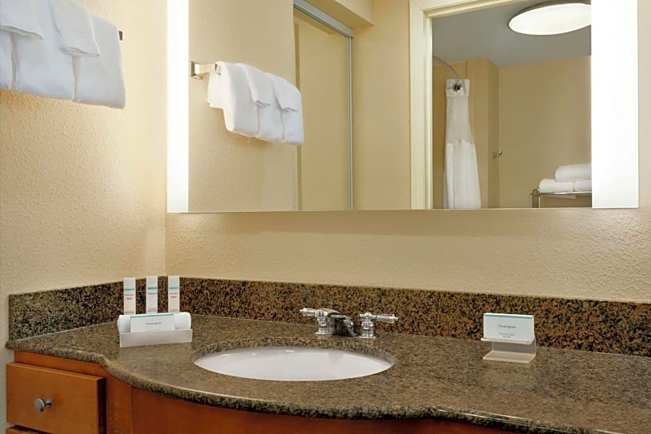 Homewood Suites By Hilton Bethlehem Airport