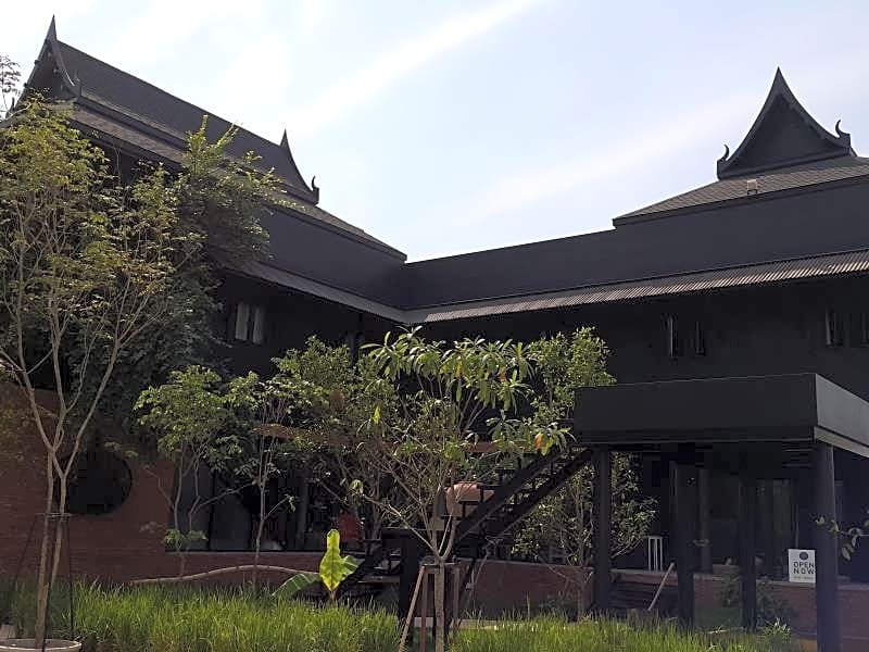 Silp-Pa Phra Nakhon Si Ayutthaya Hotel