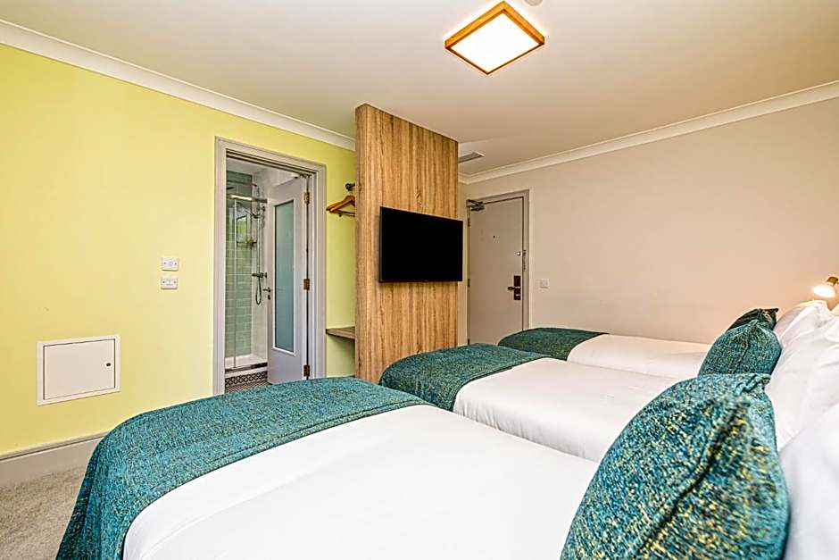 Forty Four Main Street