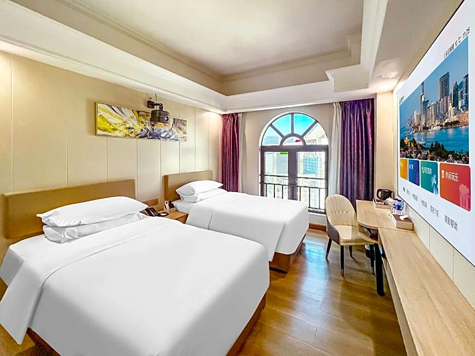 Vienna Hotel Zhuhai Xiangzhou Qinglv Road Theater