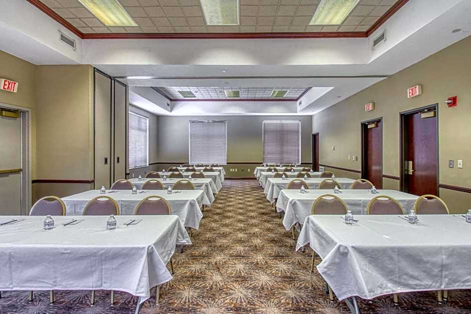 Comfort Suites Madison West - Middleton