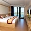 Luxe Hotel