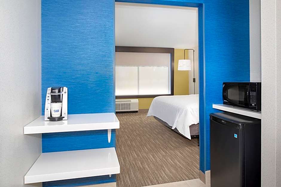 Holiday Inn Express And Suites Ely By IHG