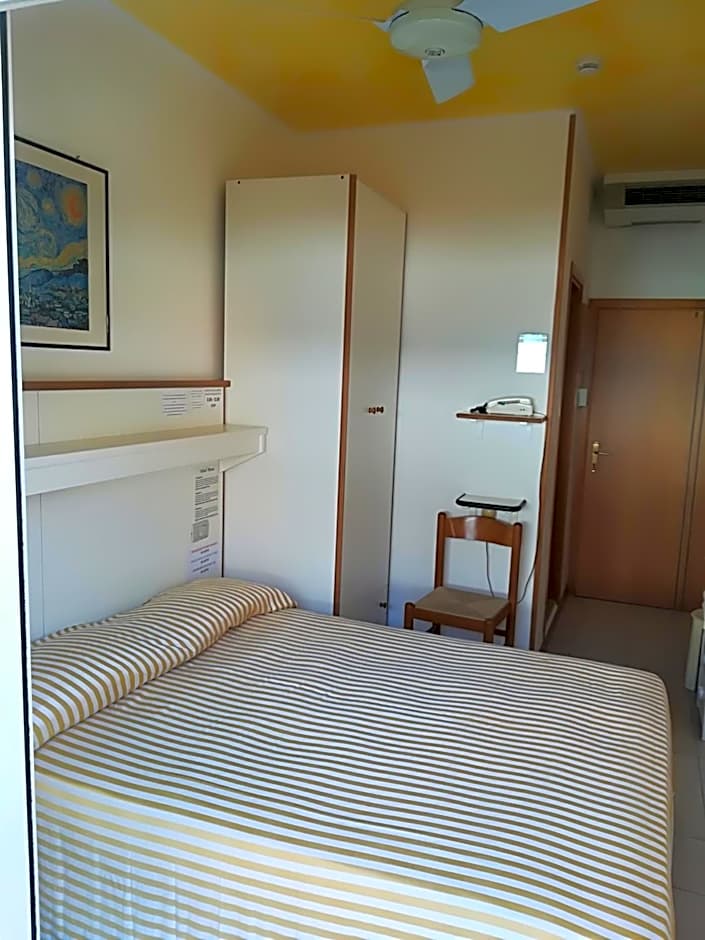 Hotel Paron