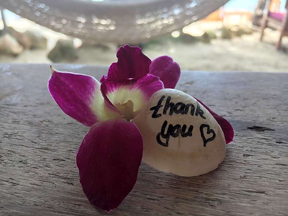 Castaway Beach Bungalows