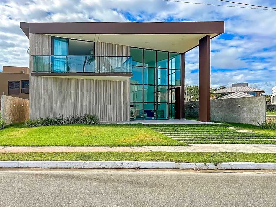 Casa com 4 suítes, piscina, a 20m do mar| Milagres