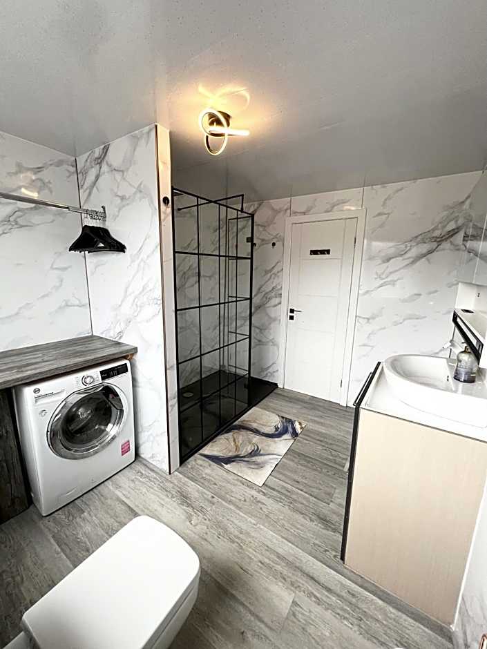 The Modern Space - New Renovation!