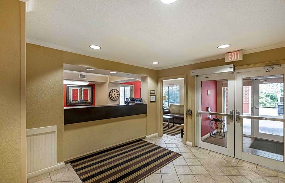 Studio 6 Extended Stay Milwaukee Brookfield WI