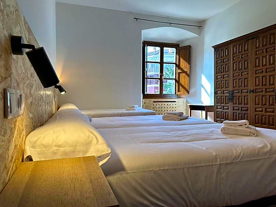 Hotel y Albergue Real Fabrica de Ezcaray