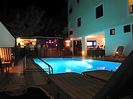 Anny Studios Perissa Beach