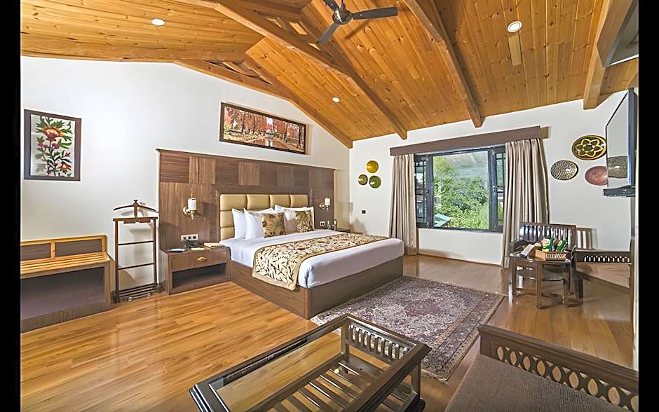 Lemon Tree Hotel Srinagar