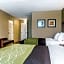 Comfort Inn & Suites Piqua-Near Troy-I75