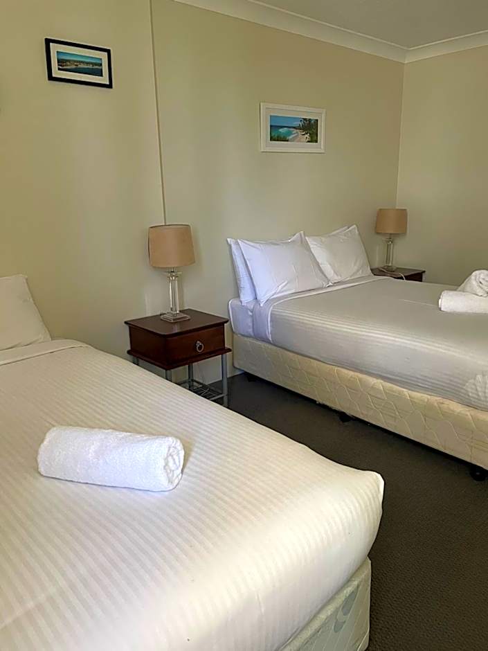 Aries Holiday Apartments