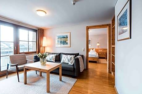 One-Bedroom Suite with Balcony