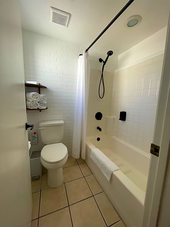 The Aztec Motel & Creative Space