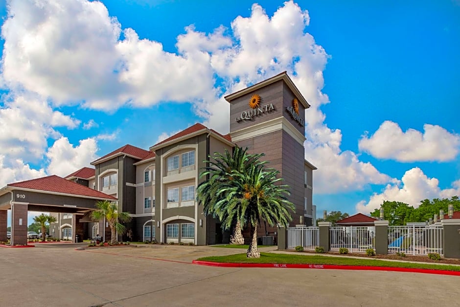 La Quinta Inn & Suites by Wyndham Port Lavaca