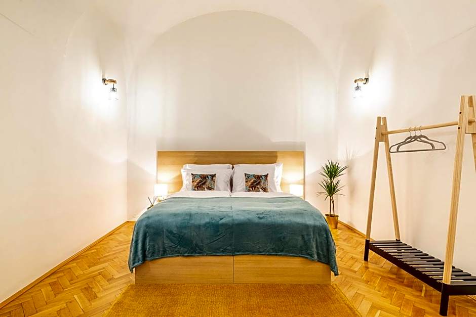 Primavera - Castle view apartments