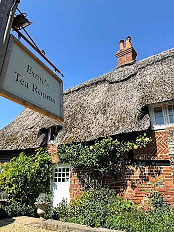 Thatched Cottage Hotel