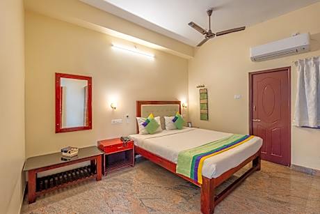 Treebo Grace Inn, 3 Min Walk From Promenade Beach