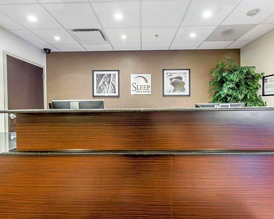 Sleep Inn & Suites